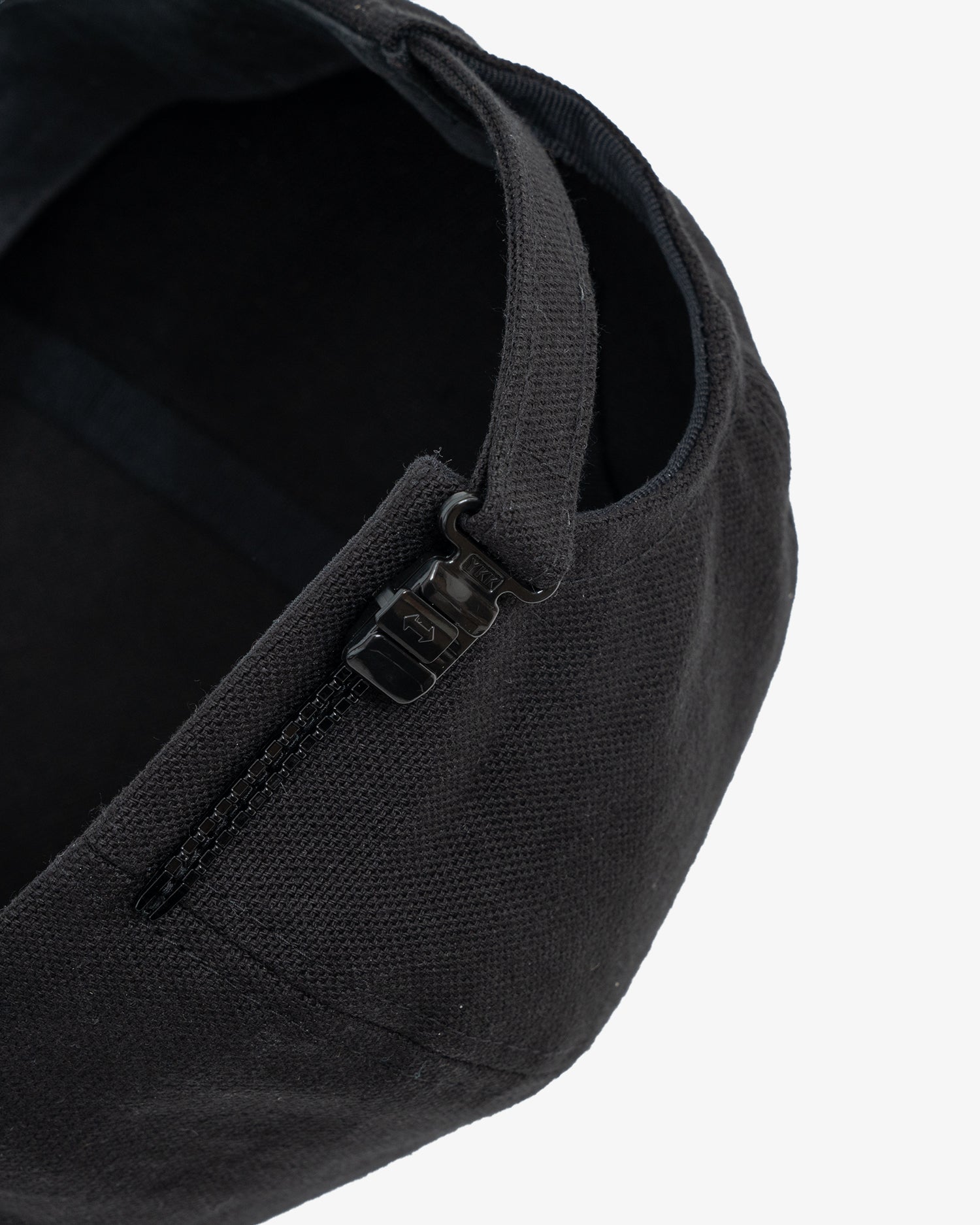 6 PANEL CAP - BLACK COTTON WASHI OXFORD