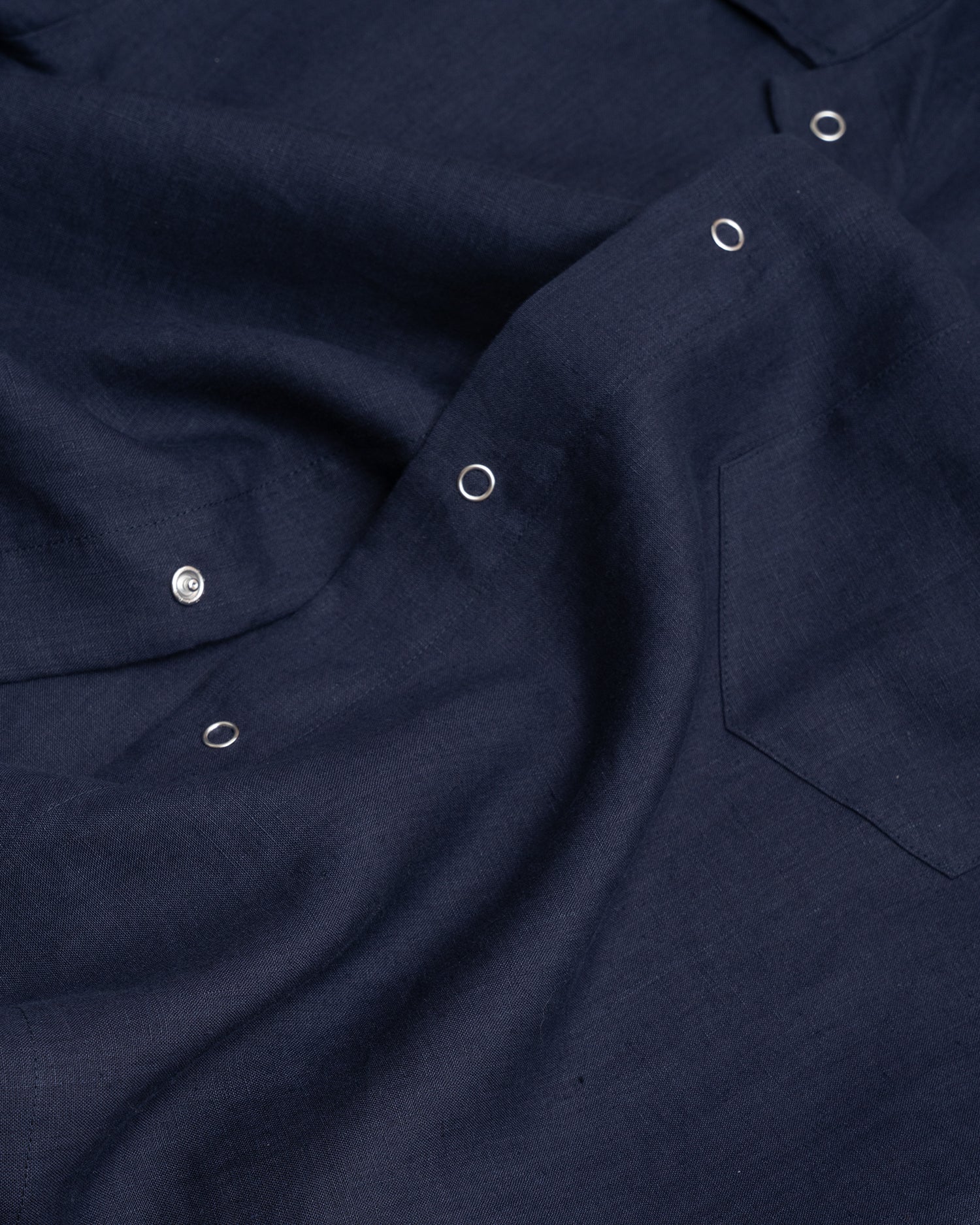 SUNDOWN SHIRT - NAVY WELTERWEIGHT LINEN