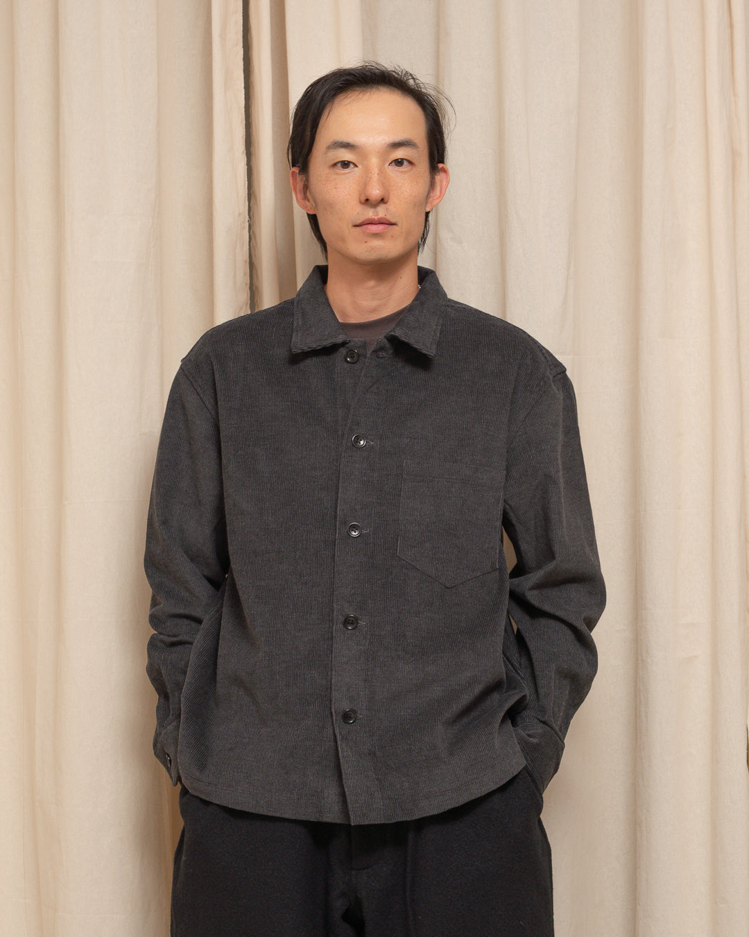 TRAVAIL SHIRT - CHARCOAL YARN DYED COTTON CORDUROY
